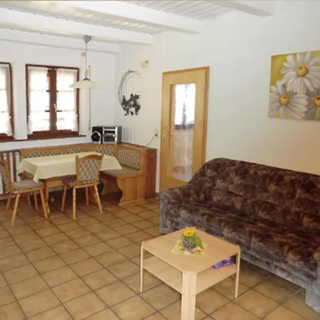 Uhlhof Apartment Neuenbach