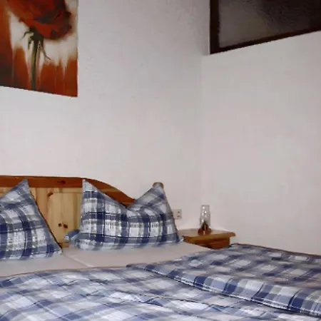 Uhlhof Apartment Neuenbach